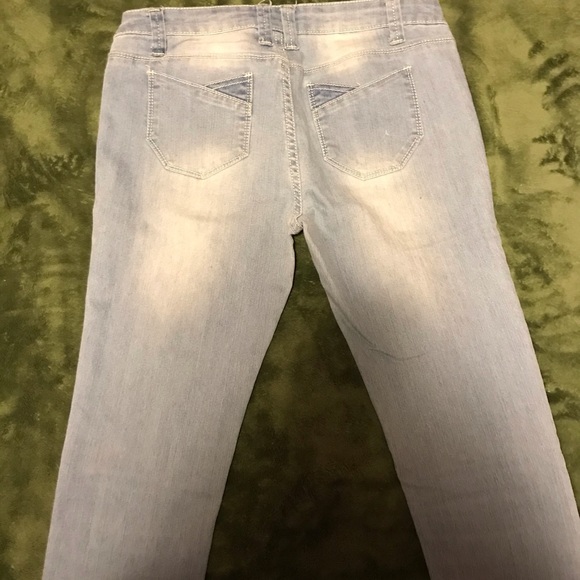 Light Wash Skinny Jeans - Picture 2 of 3